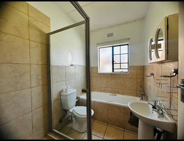 2 BEDROOM APARTMENT FOR SALE IN SONNEVELD